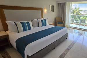 Deluxe King at Grand Park Royal Cozumel Deluxe King at Grand Park Royal Cozumel